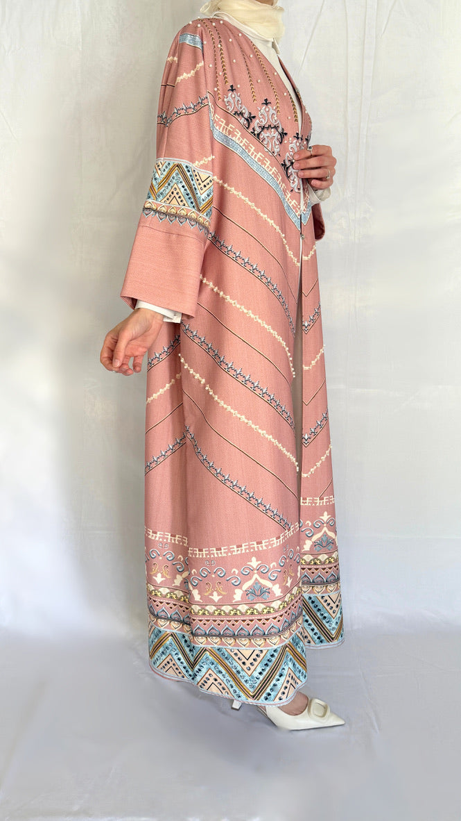 digital printed abaya in colorful colors for a chic ramadan look